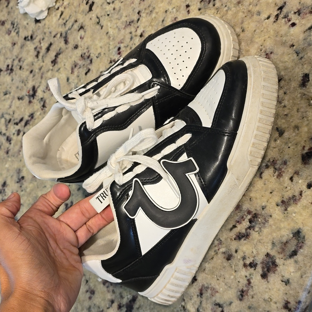 True religion shoes